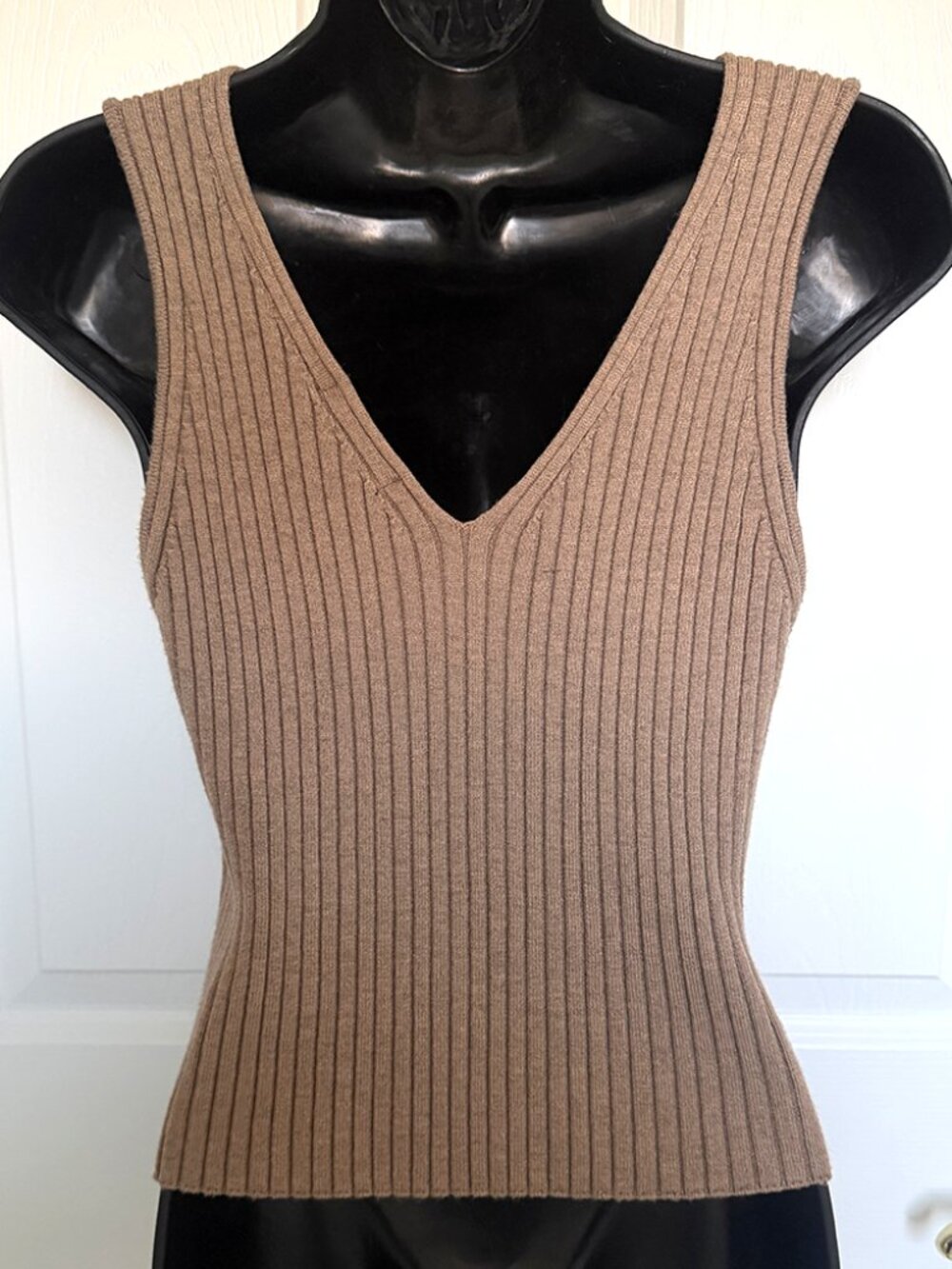 Quince Eco-Knit Cropped Sweater Tank Top - Warm Taupe / Large - Picture 5 of 7